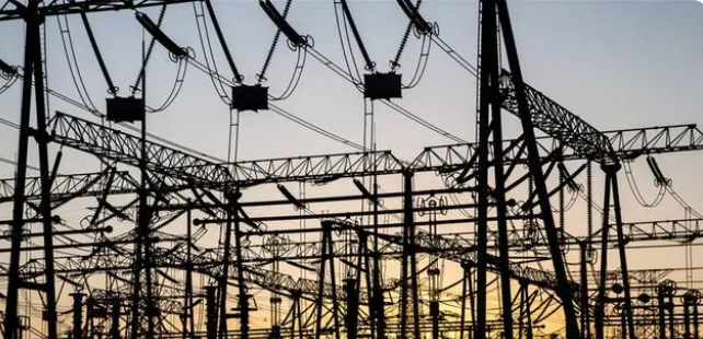 強油循環(huán)風冷控制回路確保主變壓器可靠運行